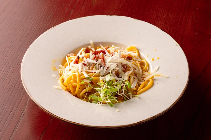 Carbonara tradizionale 1 Tradicionális carbonara guancialéval és pecorinóval, Cavallino Csepel